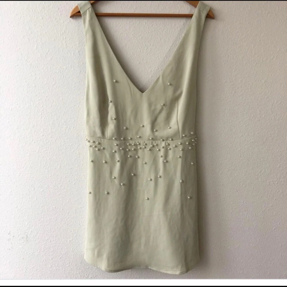 Wildfox NWT Coda Mini Dress with pearls. Size L. - Picture 3 of 6